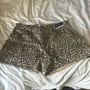 Abercrombie Leopard Print “Dad Short”